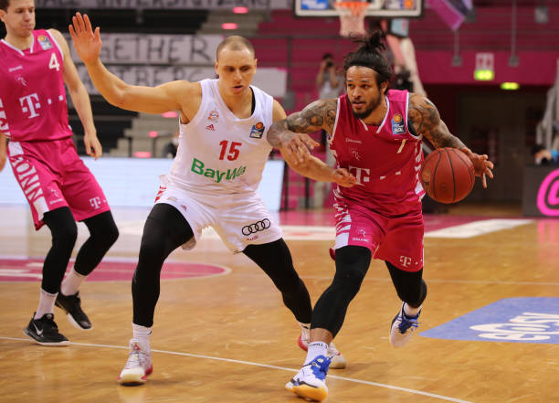 篮在过去几 篮在过去几