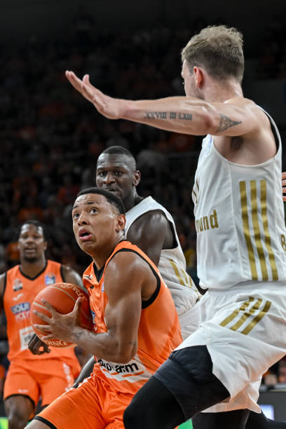 国足可以吸 国足可以吸